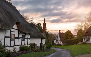 is Tarrant Rushton thatch roofing popular